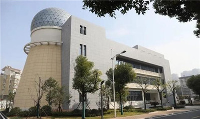 武漢理工大學航海數字天象館正式交付使用!