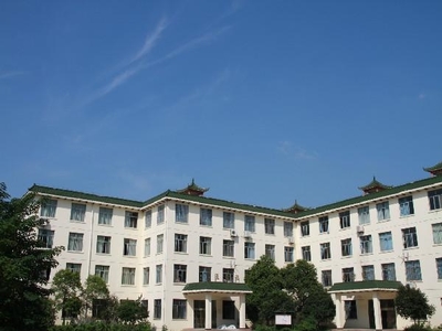 武漢航海職業(yè)技術(shù)學(xué)院校園風(fēng)景(105425)