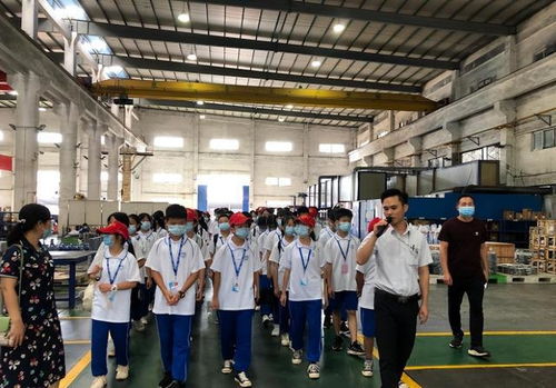 從武漢航海學(xué)院工廠參觀爭議看教育成本分擔(dān)機制之困