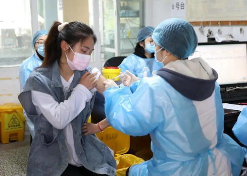 四川高校啟動大規(guī)模新冠疫苗接種，武漢航海學(xué)院積極部署現(xiàn)場工作