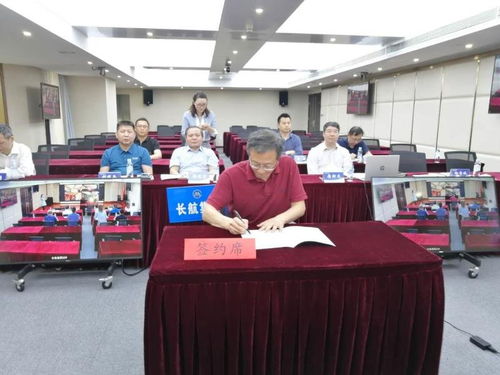 武漢交通職業(yè)學(xué)院與武漢航海職業(yè)技術(shù)學(xué)院舉行畢業(yè)生就業(yè)創(chuàng)業(yè)“一幫一”行動簽約儀式